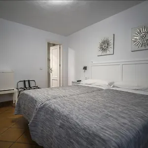 hostal-san-ramon.1costadelsol.com/
